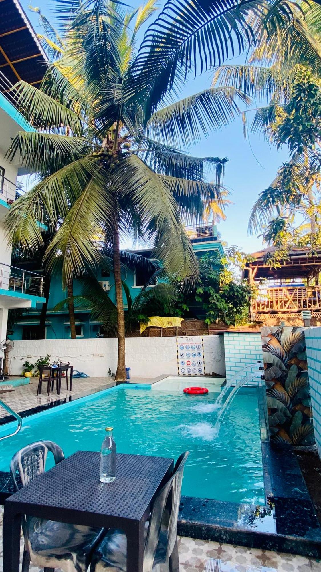 Bsg Stay - Turtle Beach Morjim Goa Exterior foto